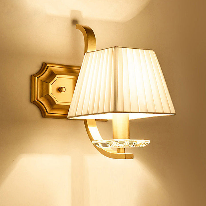 Skørter | Trapezium Fabric Shade Wall Lamp Vintage 1/2-Head Bedroom Wall Mount Lamp in Gold