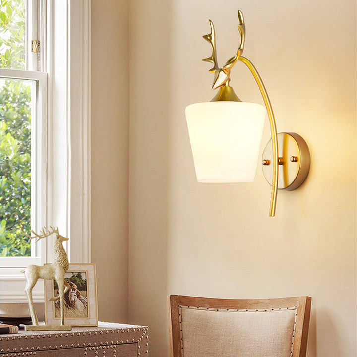 Skørter | 1 Metal Wall Light Rustic Black/Gold Deer Living Room Wall Lamp with Frosted Glass Shade