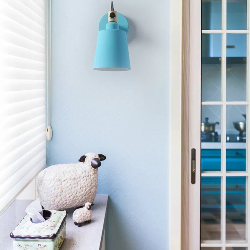 Skørter | A light bucket wall lamp rotatable Nordic style metal wall light for living room