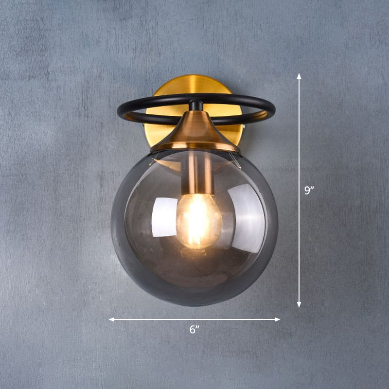 Skørter | Postmodern Style Ball Wall Light Fixture Glass 1-Light Bedroom Wall Lamp in Brass