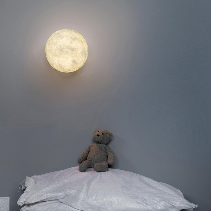Skørter | Art Deco LED Wall Light White Moon Ceiling Light with Resin Shade