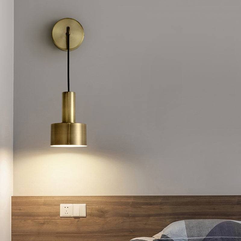 Skørter | Postmodern Small Wall-Mounted Lamp Metallic Single Bulb Bedside Reading Wall Lamp