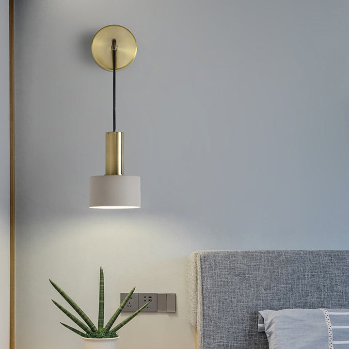 Skørter | Postmodern Small Wall-Mounted Lamp Metallic Single Bulb Bedside Reading Wall Lamp