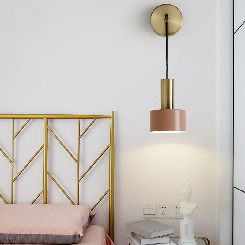 Skørter | Postmodern Small Wall-Mounted Lamp Metallic Single Bulb Bedside Reading Wall Lamp