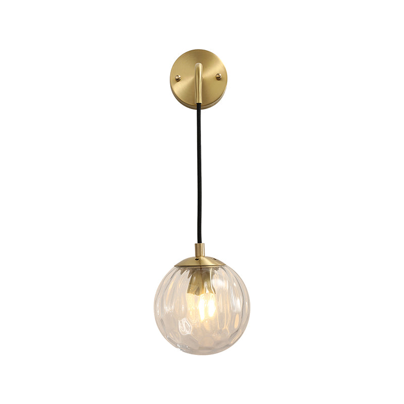 Skørter | Clear Ripple Glass Ball Wall Lamp Minimalistic 1-Light Brass Wall Lamp Fixture for Dining Room