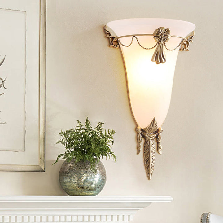 Skørter | 9.5"/12.5" Width Trumpet Flare Wall Light Traditional White Glass 1 Head Brass Wall Lights for Living Room