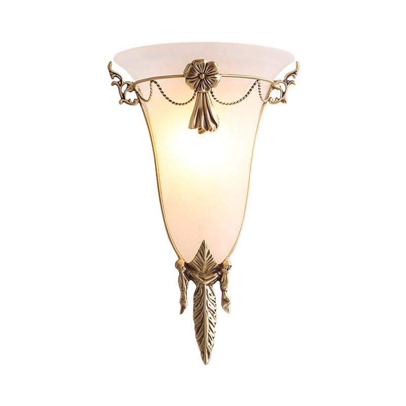 Skørter | 9.5"/12.5" Width Trumpet Flare Wall Light Traditional White Glass 1 Head Brass Wall Lights for Living Room