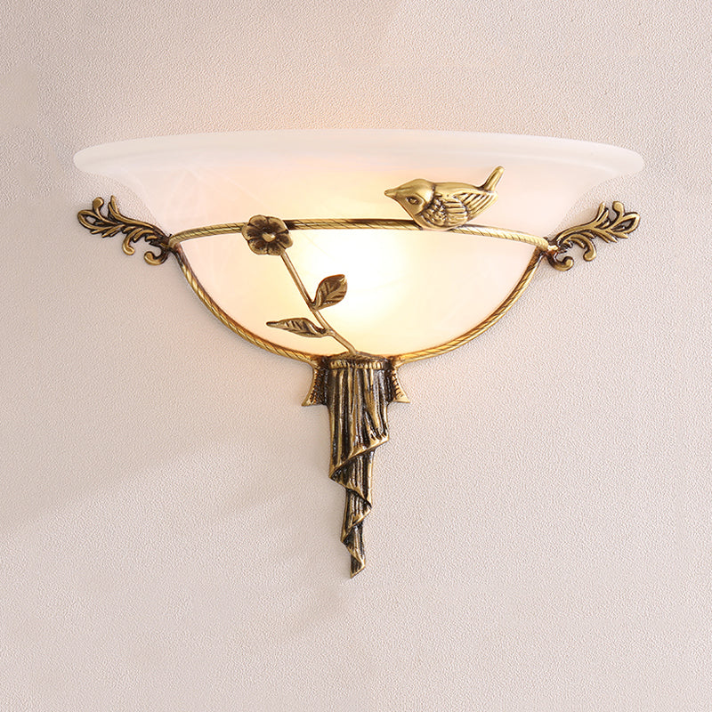 Skørter | 1 Bulb Width Flare Wall Lamp Traditional White/Yellow Glass Wall Light with Flower Decor Left/Right