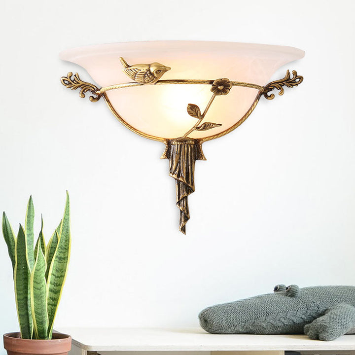Skørter | 1 Bulb Width Flare Wall Lamp Traditional White/Yellow Glass Wall Light with Flower Decor Left/Right