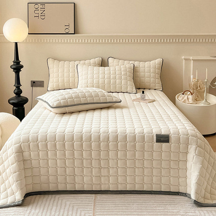 Lisslune | Modern Soft Throw Blanket with Square Texture – Stylish Fluffy Bed & Sofa Cover