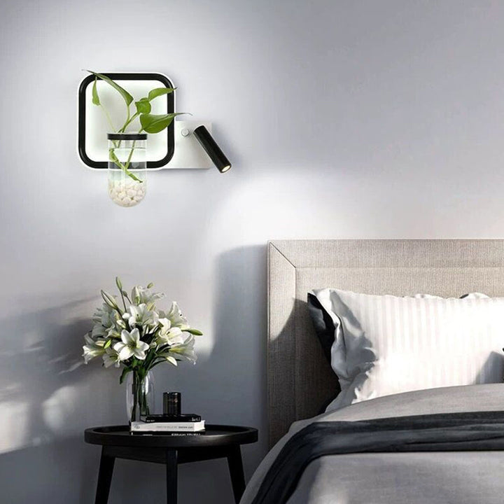 Lisslune | Decorative Loop-shaped Wall Lamp Metal LED Wall Lamp with Spot and Plant Pot in Black-White
