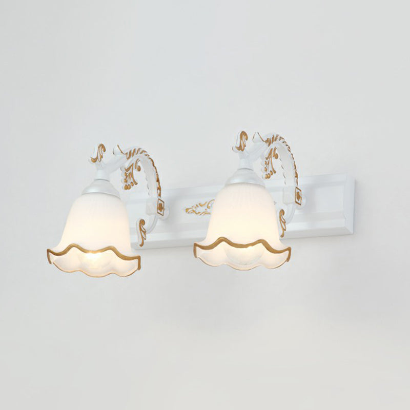 Skørter | Floral Bathroom Sink Wall Lighting Vintage Style Opal Glass Wall Lamp Lighting
