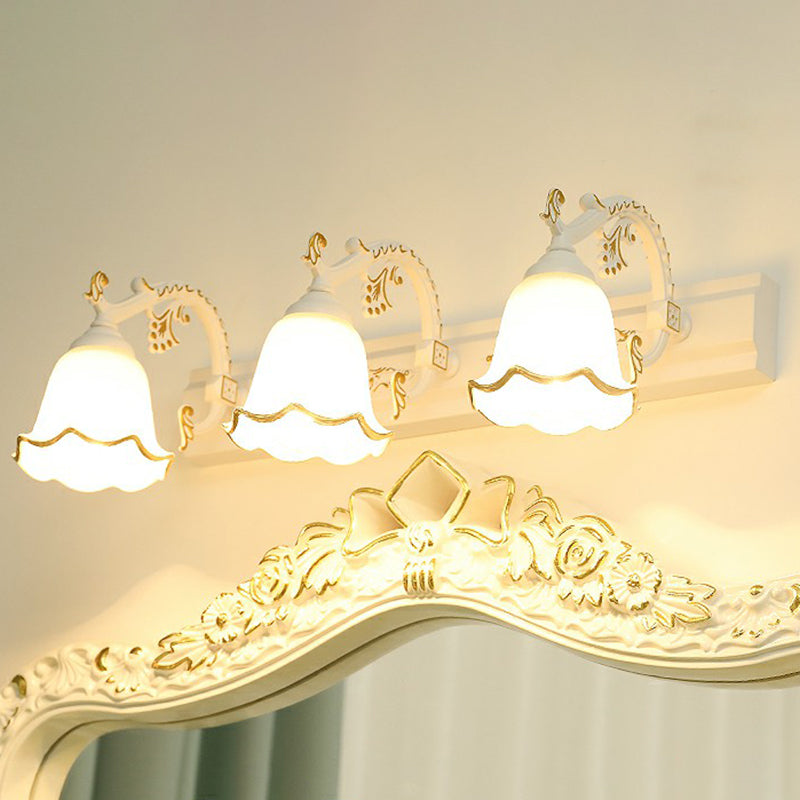 Skørter | Floral Bathroom Sink Wall Lighting Vintage Style Opal Glass Wall Lamp Lighting