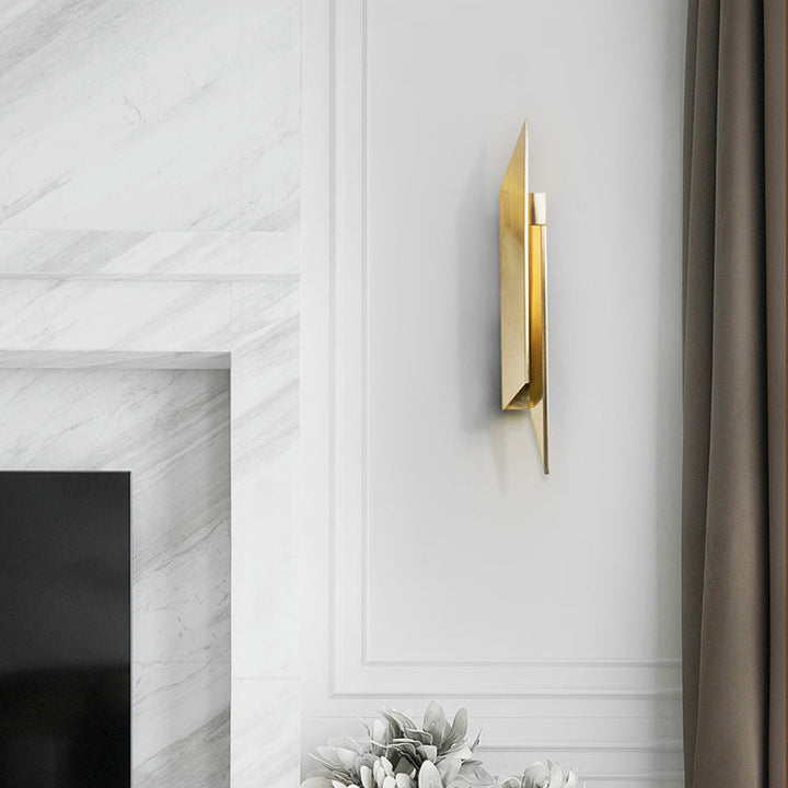 Lisslune | Art Deco Quad-shaped Wall Light Metallic Bedroom LED Wall Lamp Fixture in Gold
