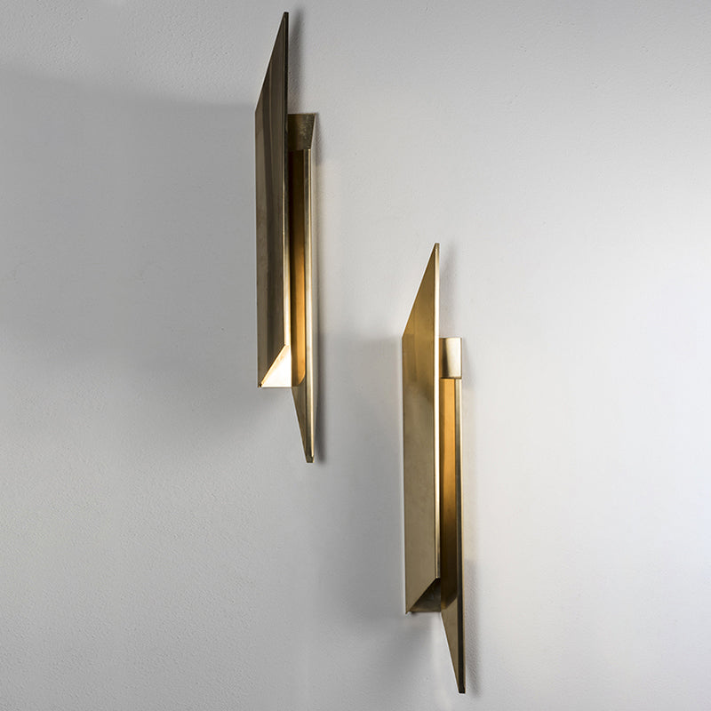 Lisslune | Art Deco Quad-shaped Wall Light Metallic Bedroom LED Wall Lamp Fixture in Gold