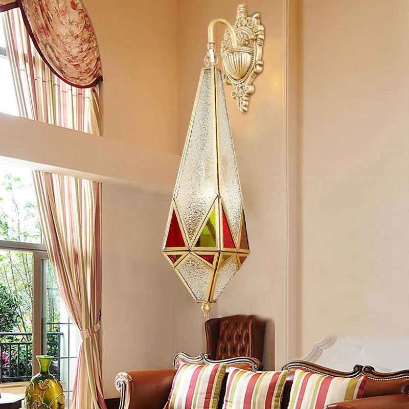 Skørter | Traditional conical wall lamp with textured glass 1-bulb wall light in brass with curved arm