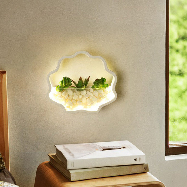 Skørter | Metal Halo LED Wall Lamp Art Deco Wall Mounted Light with Pebbles and Artificial Plant