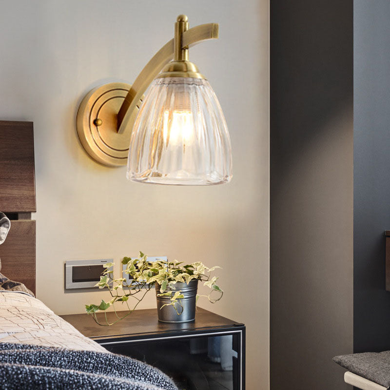Skørter | 1 Bulb Cone Wall Light Traditional Metal Wall Lighting Fixture in Gold with Ribbed Glass Shade for Nightstand