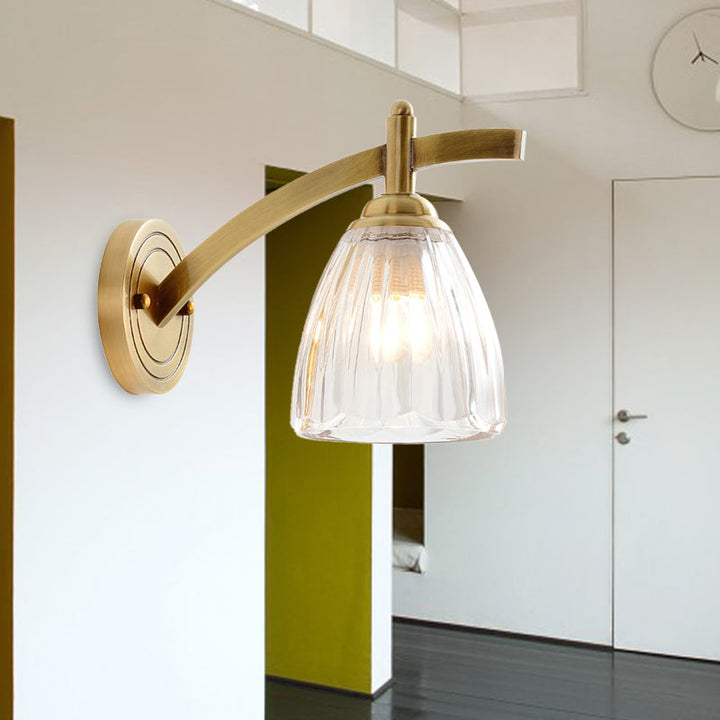 Skørter | 1 Bulb Cone Wall Light Traditional Metal Wall Lighting Fixture in Gold with Ribbed Glass Shade for Nightstand