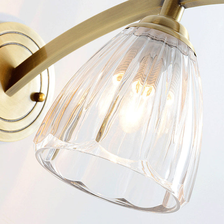 Skørter | 1 Bulb Cone Wall Light Traditional Metal Wall Lighting Fixture in Gold with Ribbed Glass Shade for Nightstand
