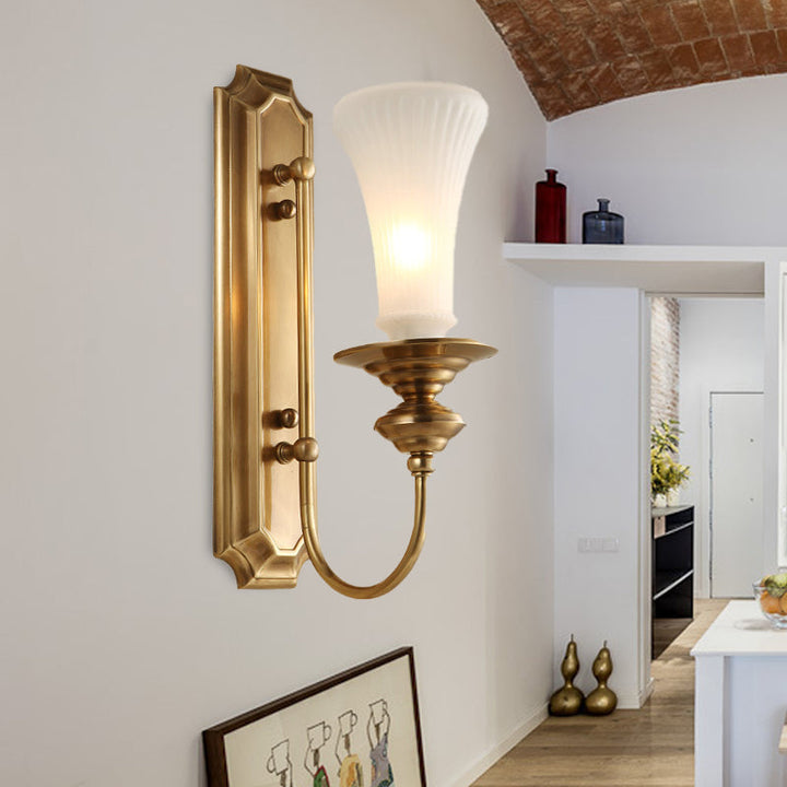Skørter | Wide Flare Wall Light Traditional White Glass 1/2 Bulbs Brass Wall Light Fixture for the Bedroom