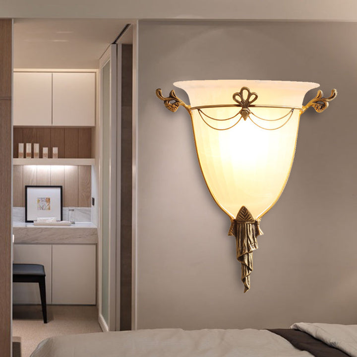 Skørter | Bell Wall Lamp Traditional 1 Head White Glass Wall Lighting Element for Hallway