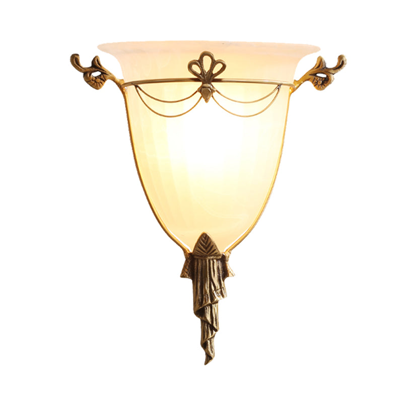 Skørter | Bell Wall Lamp Traditional 1 Head White Glass Wall Lighting Element for Hallway