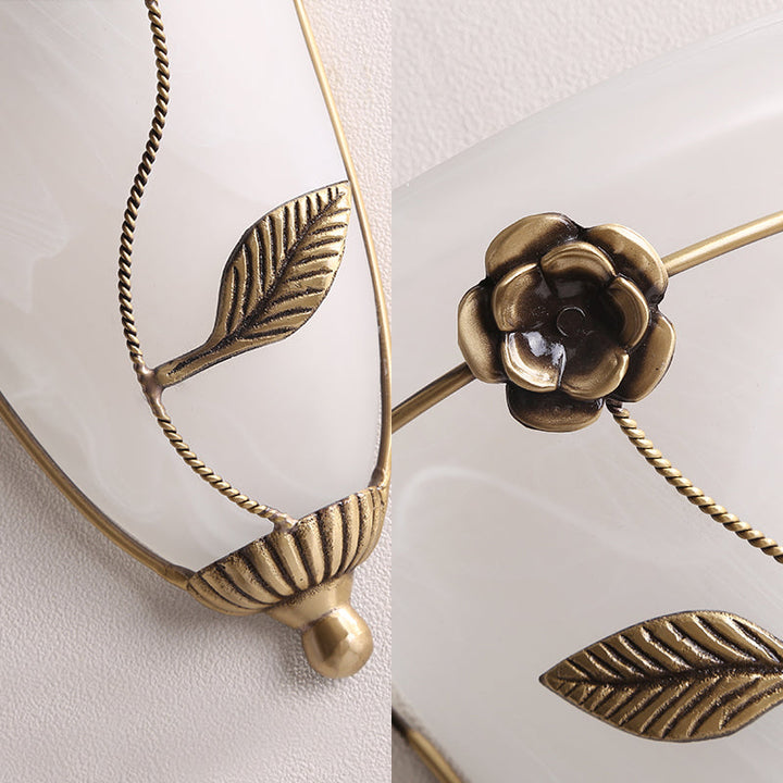 Skørter | 1 Bulb Cone Wall Light Traditional Opal Glass Wall Lighting Fixture in Brass with Flower