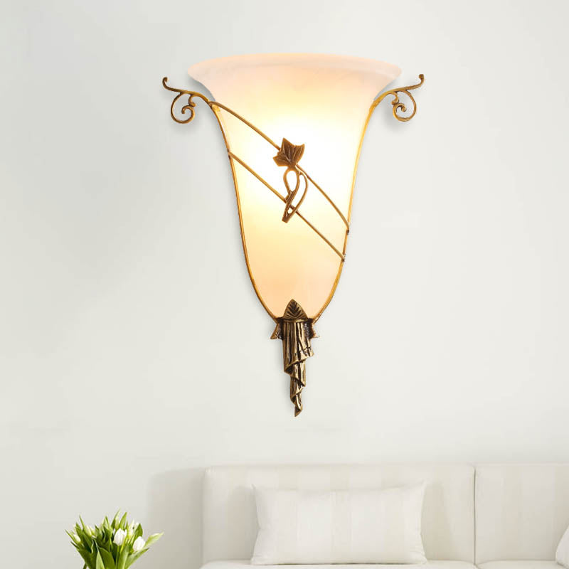 Skørter | Brass Bell Wall Light Traditional White Glass 1 Head Wall Mounted Lighting for Living Room