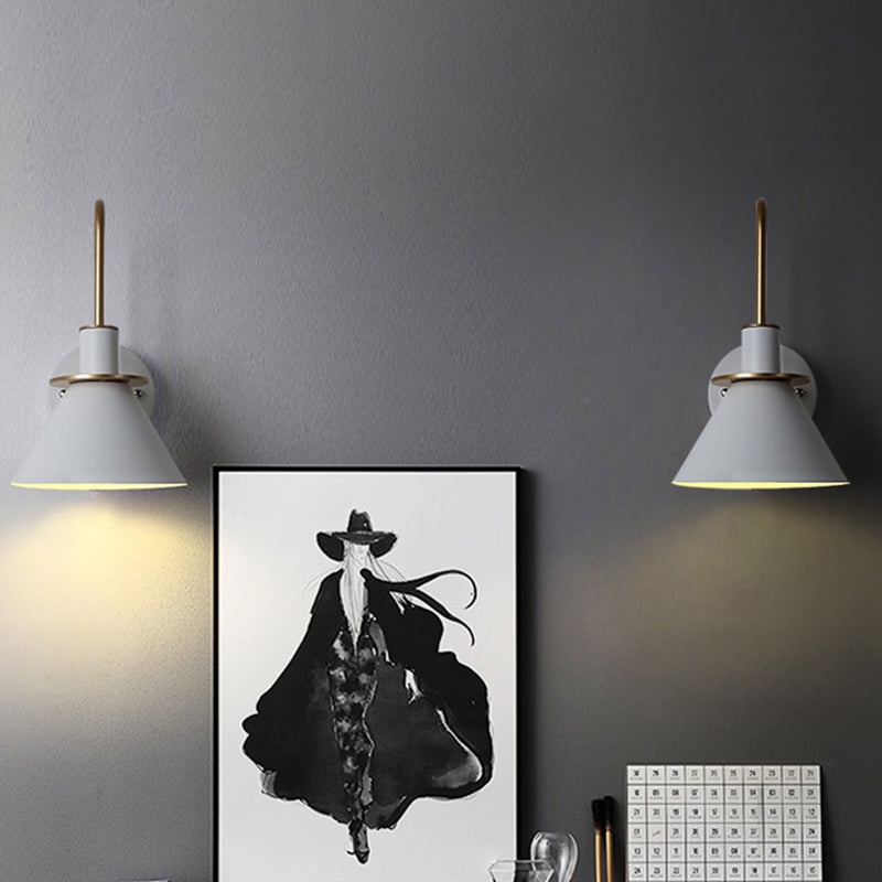 Lisslune | Macaron 1-Head Wall Light Bugle-shaped Wall Lamp with Metal Shade for Bedroom