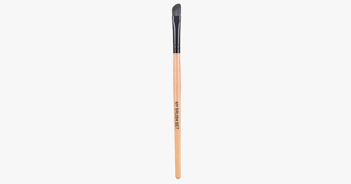 Lisslune | Medium Angled Shading Brush – The perfect brush for eyeshadow