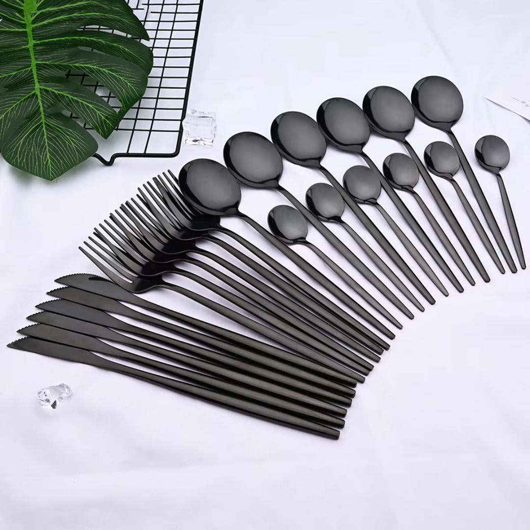 Lisslune | Luxury 24-Piece Black Cutlery Set – Stainless Steel & Dishwasher Safe