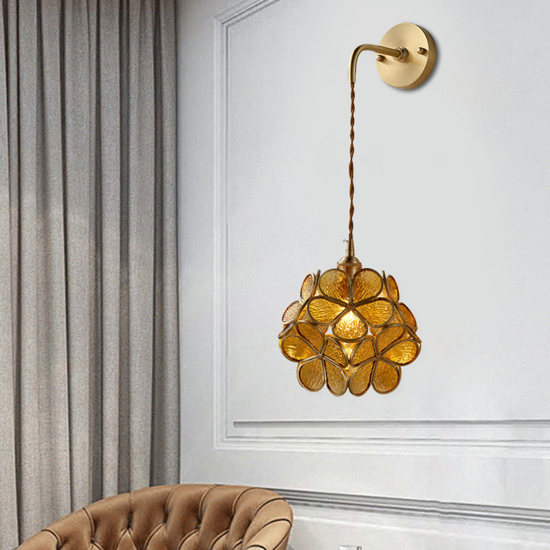 Skørter | 1 Bulb Bedroom Wall Switch Lamp Traditional Wall Lighting with Flower White/Pink/Blue Glass Shade