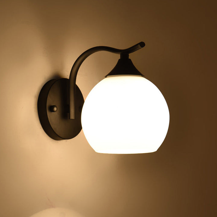 Skørter | Satin Opal Glass Dome Wall Lamp Simple Style Hallway Wall Mount Light