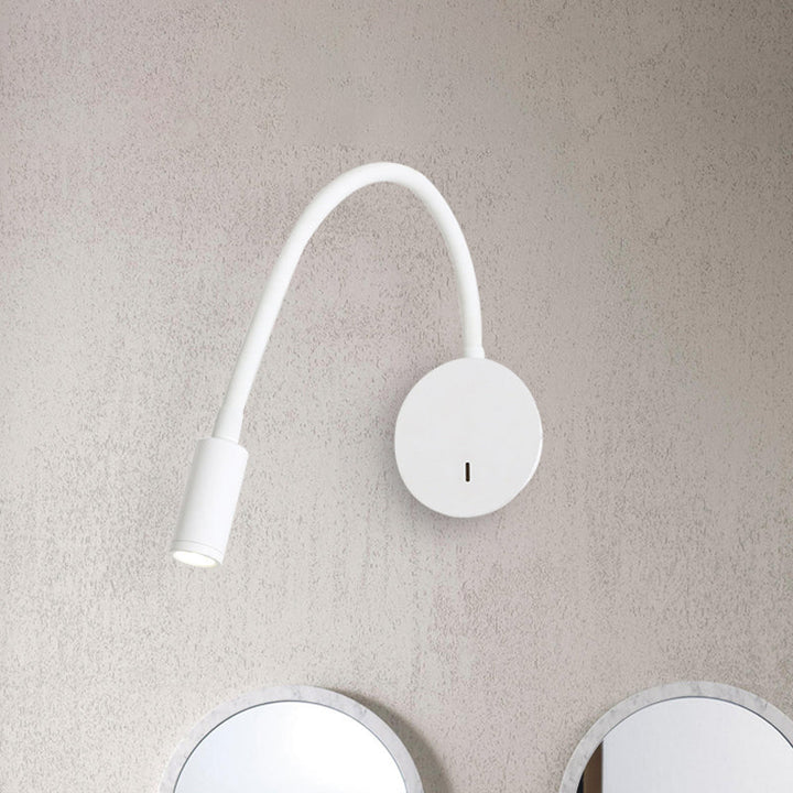 Skørter | Adjustable Cylinder Reading Wall Light Contemporary Silicone and Metal LED Black/White Wall Lamp