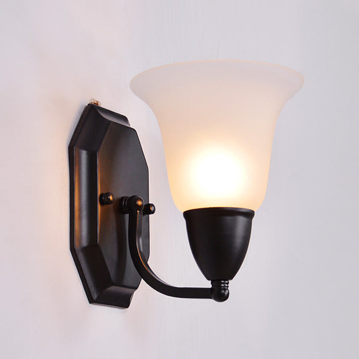 Skørter | Frosted Glass Flared Wall Lamp Country House Style Single Corridor Wall Light in Black