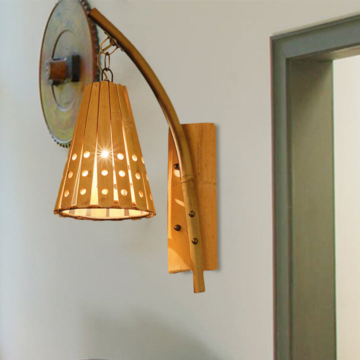 Skørter | Bamboo Conical Shade Wall Lighting with Hollow Design Lodge Style 1-Head Wood Wall Light for Bedroom, Left/Right