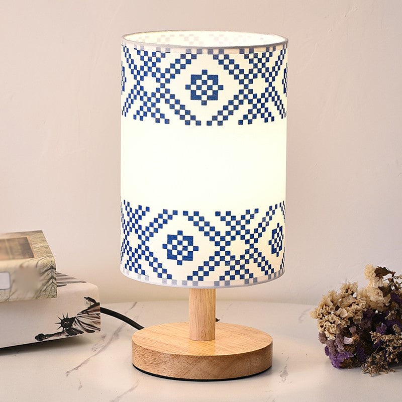 Lisslune | Printelle – Elegant nightstand lamp with artistic fabric texture