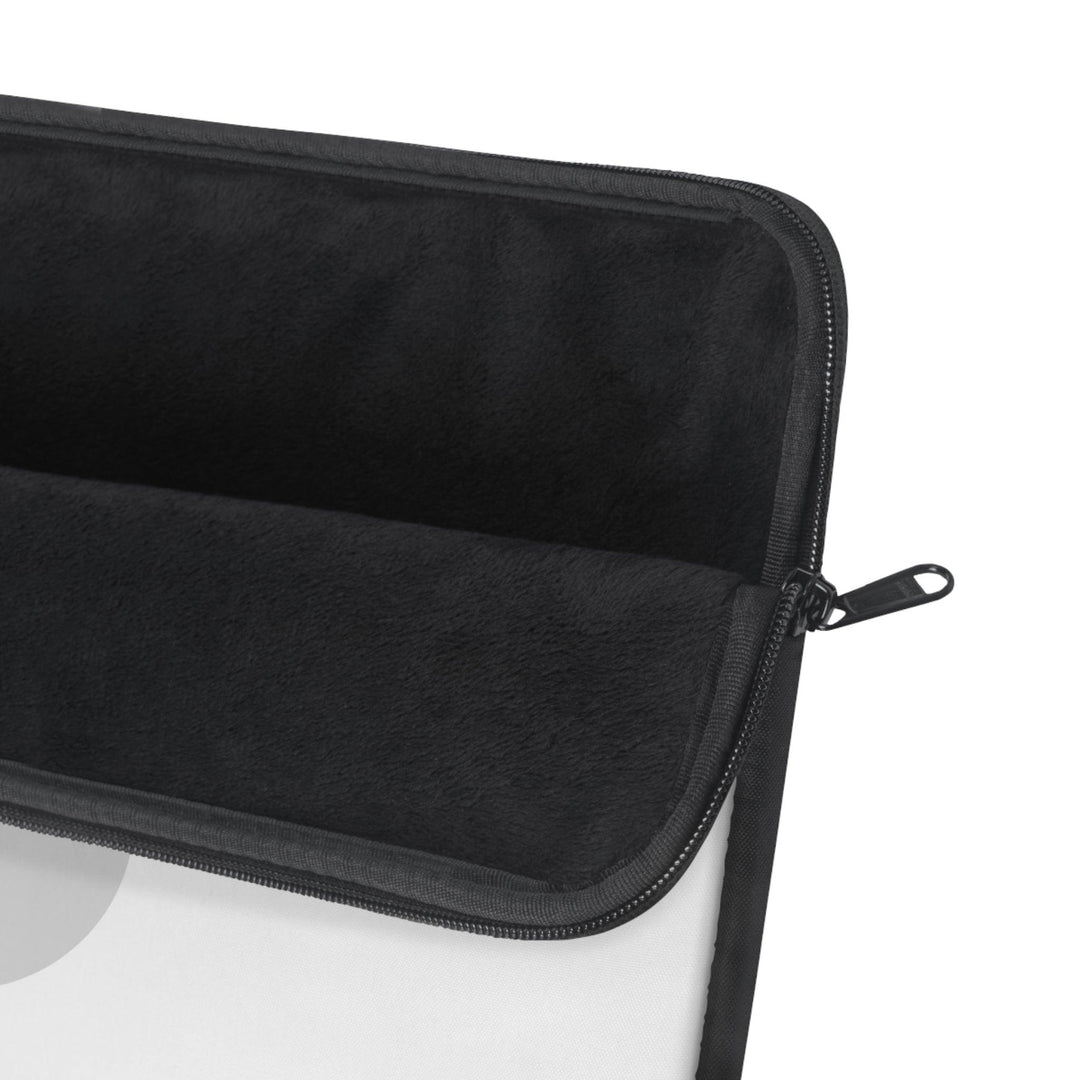 Lisslune | Chic Polka Dot Laptop Sleeve: Stylish Protection for Your Device