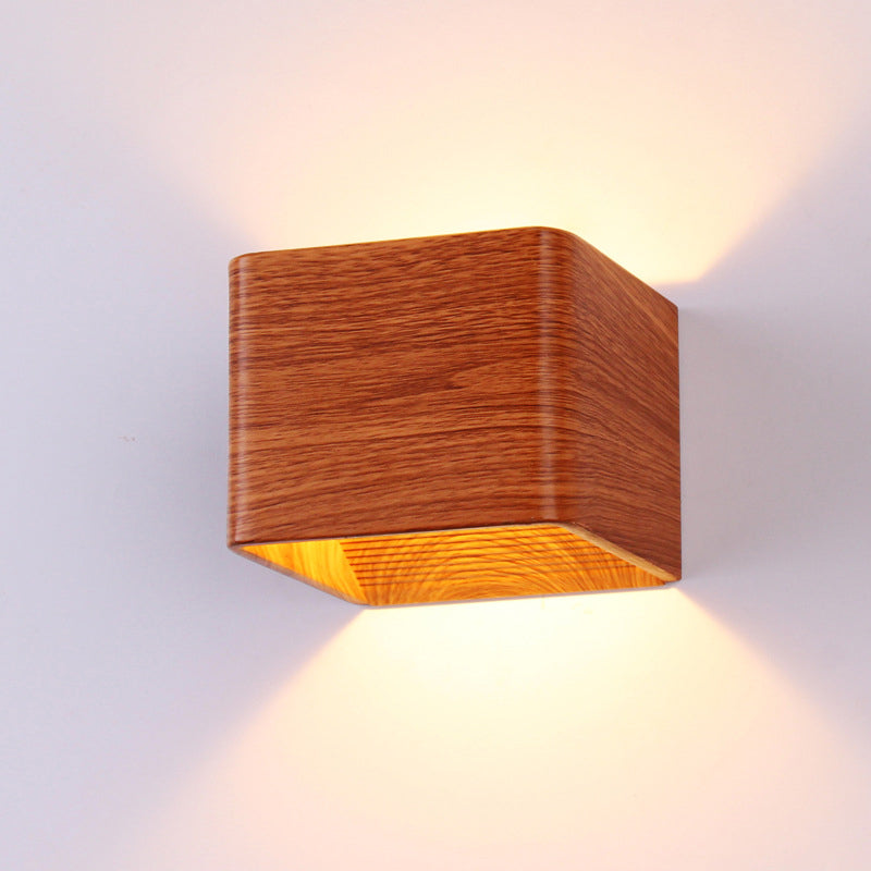 Skørter | Cube Wall Lamp Modern Wooden 1-Light Living Room Wall-Mounted Up and Down Lighting Fixture in Warm/White Light