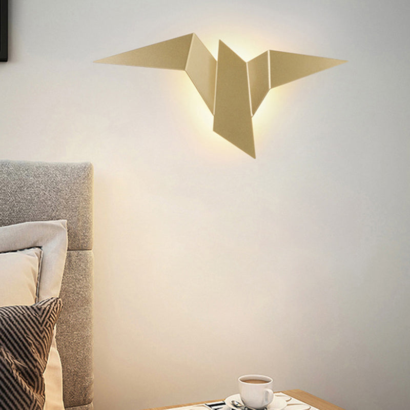 Skørter | Origami Bird Shaped Metal Wall Lamp Artistic LED Wall Mounted Light for Living Room