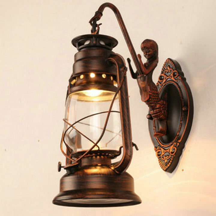 Skørter | Single Beam Oil Lantern Wall Light Antique Style Clear Glass Wall Mounted Light for Hallway