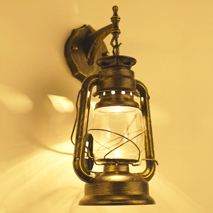 Skørter | Single Beam Oil Lantern Wall Light Antique Style Clear Glass Wall Mounted Light for Hallway
