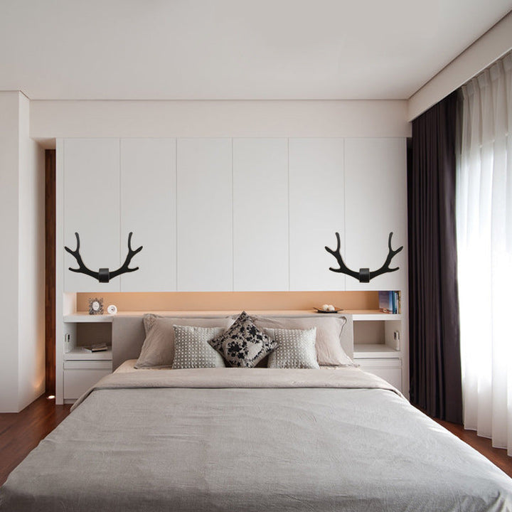 Lisslune | Metallic Antler Wall Lamp Artistic LED Wall-Mounted Lighting Unit for Bedroom