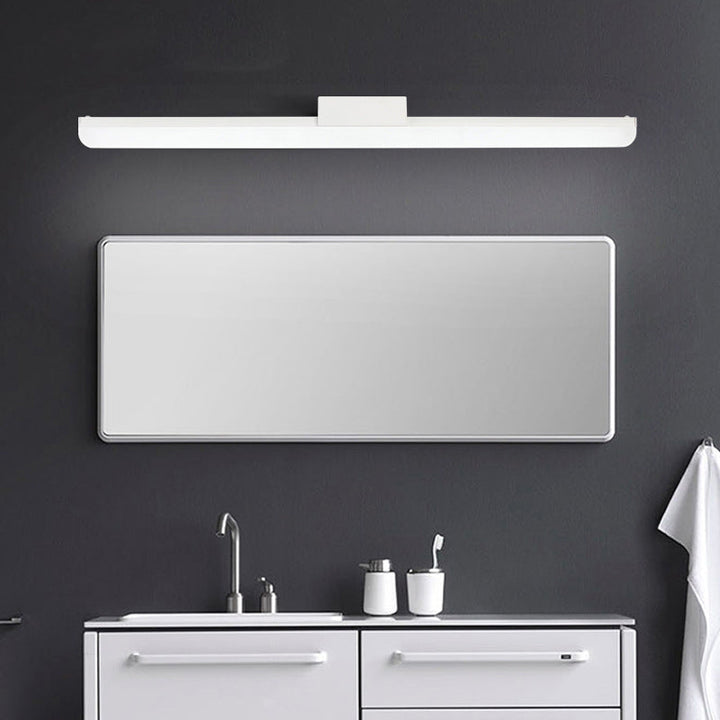 Skørter | Simple linear LED vanity lighting metal bathroom wall light with acrylic diffuser