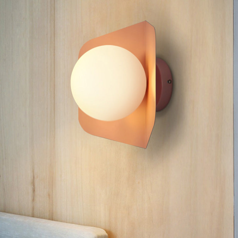Skørter | Metal Hexagonal Scone Fixture Macaron Single Wall Mount Lamp with Ball Opaline Glass Shade