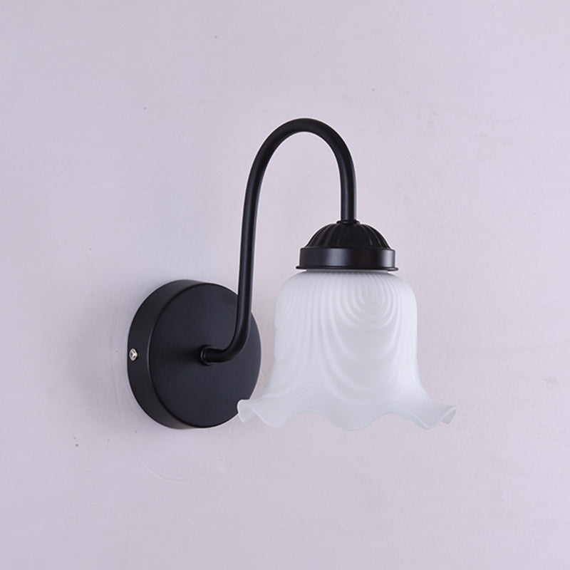 Skørter | Vintage Ruffle Wall Mount Lighting Milk Glass Sink Wall Light with Goose Neck Arm for Bathroom