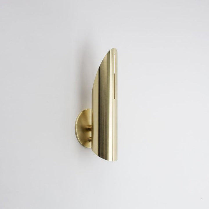 Lisslune | Angled Cut Metal Wall Light Postmodern Single Bulb Wall Light for Living Room