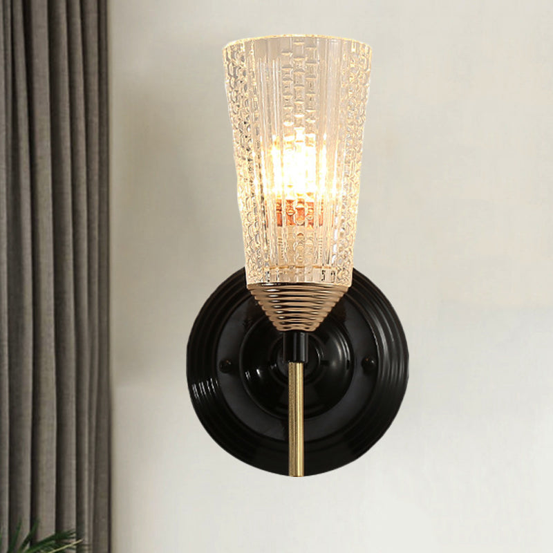 Skørter | 1/2-Light Wall Lamp Traditional Conical Clear Textured Glass Wall Lamp in Black for Hall