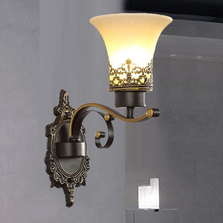 Skørter | Traditional Expandable Wall Lamp 1/2-Light Frosted Glass Shade Wall Lamp Light in Black for Living Room